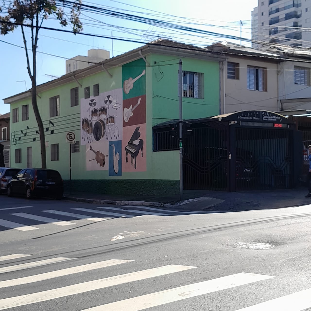 Fachada da escola