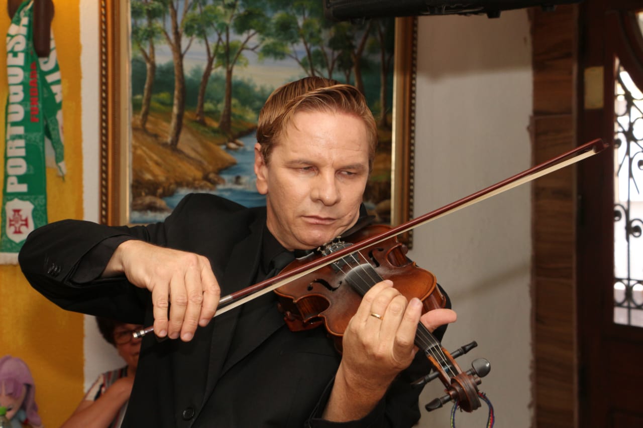 Professor de violino